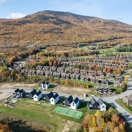 Sofa Villas Mont Sainte-Anne Beaupré Exterior photo