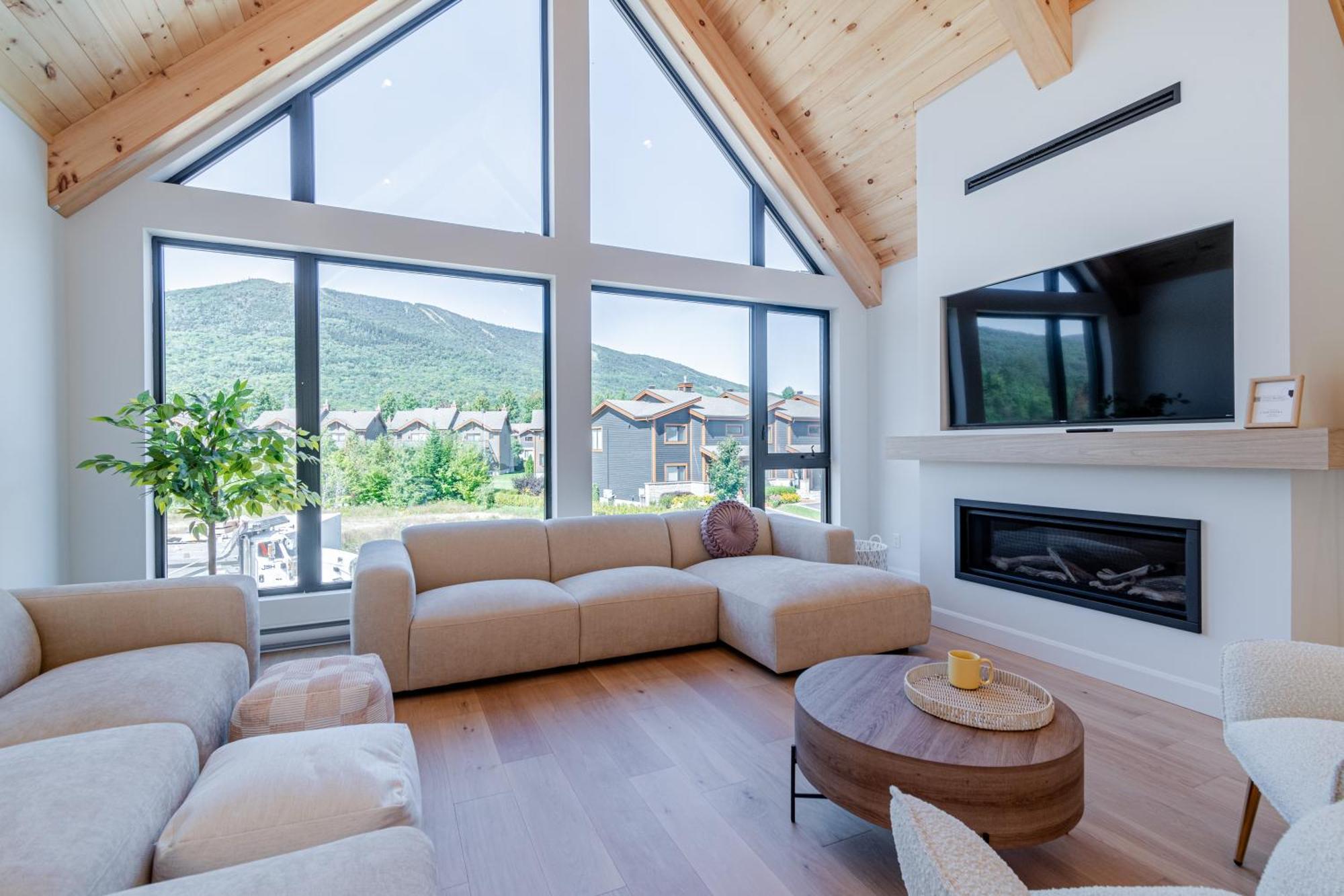 Sofa Villas Mont Sainte-Anne Beaupré Exterior photo